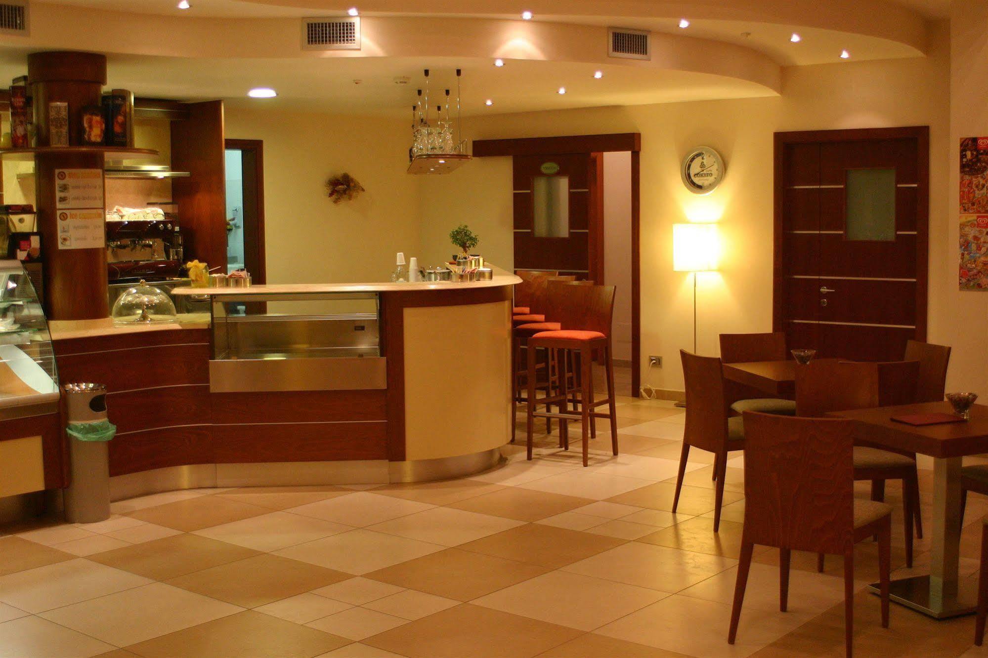 Hermes 3* Policoro